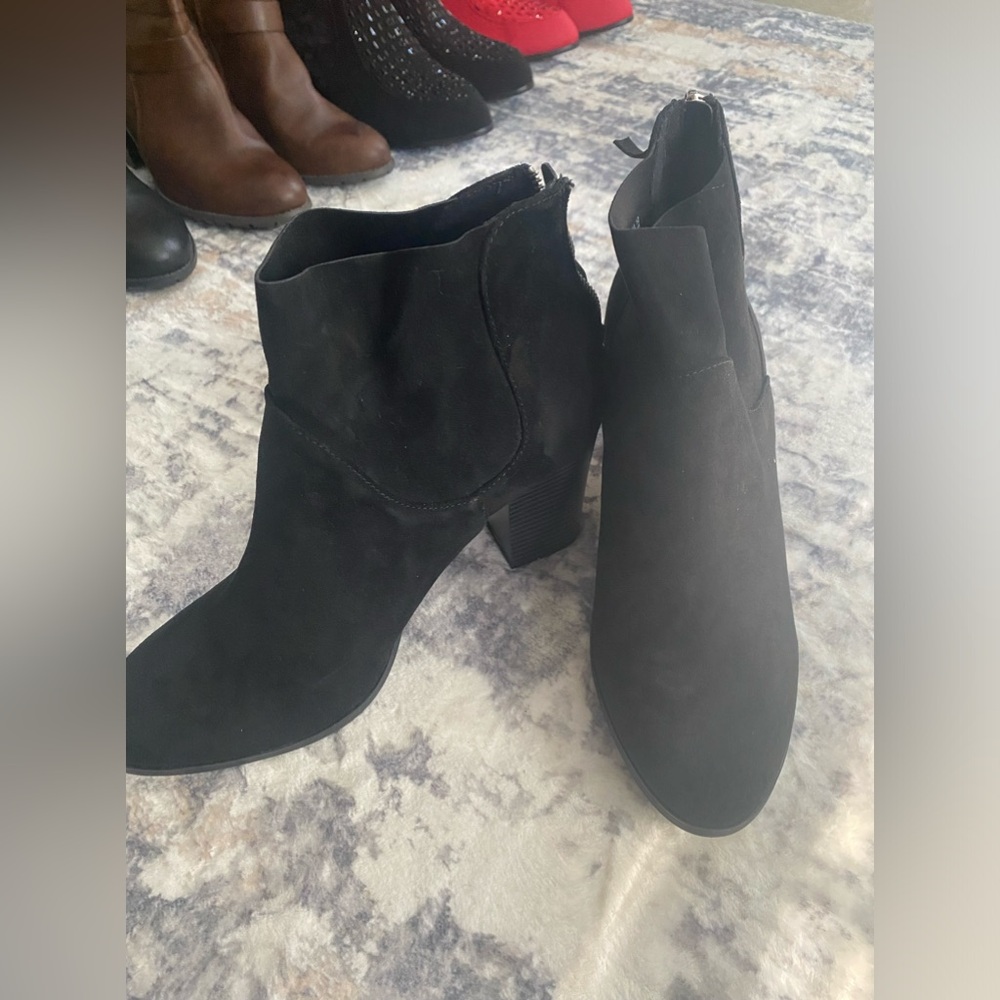 Black boots